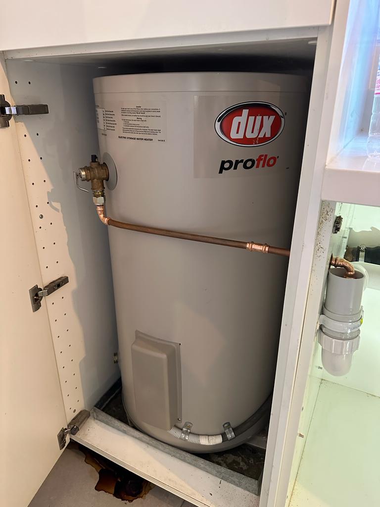 hot water replacement in nowra