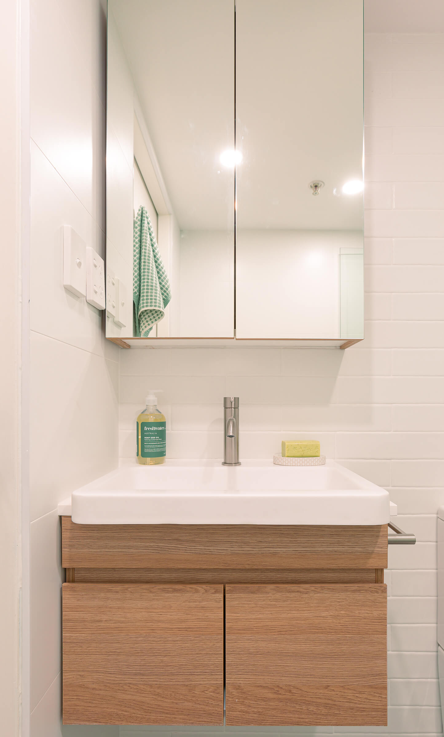 modern bathroom renovations nowra